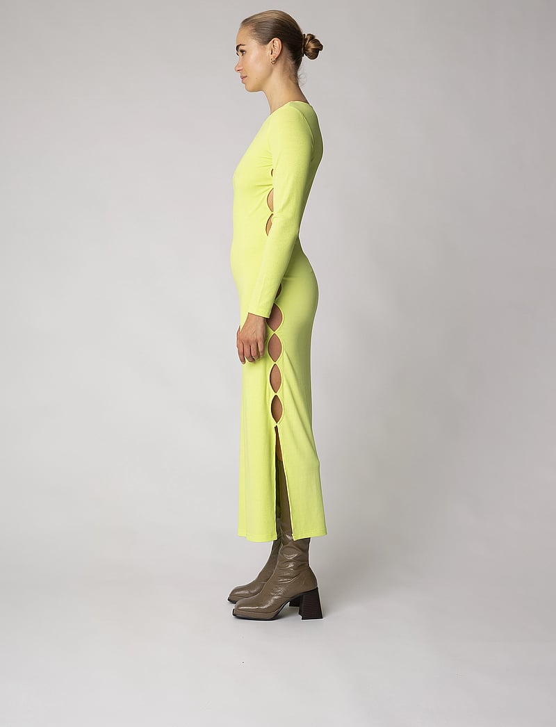 Résumé - SierraRS Dress - midi kjoler - evergreen - 4
