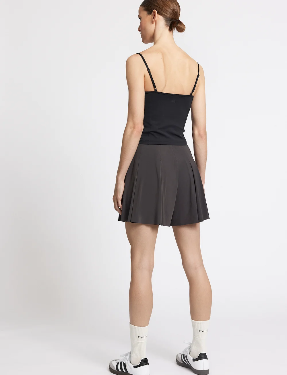 Rethinkit Studios - Butter Soft Top True to Body - tanktops - black - 3