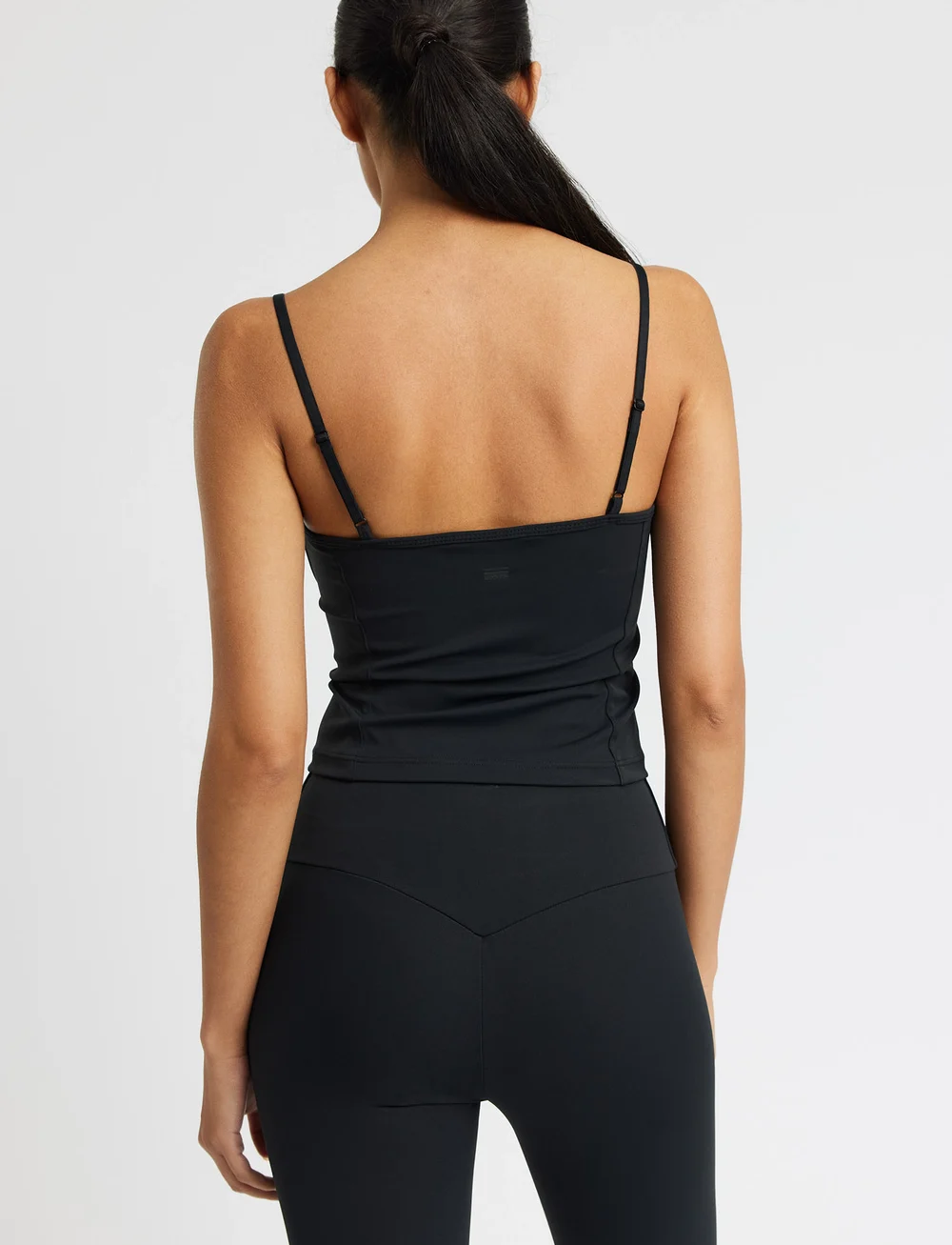 Rethinkit Studios - Butter Soft Top True to Body - tanktops - black - 4