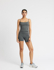 Rethinkit - Butter Soft Top True to Body - t-shirt & tops - charcoal grey - 6