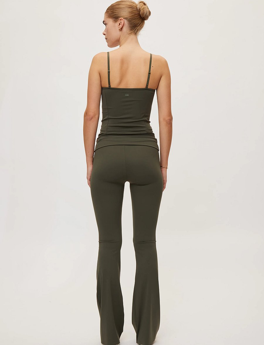 Rethinkit Studios - Butter Soft Top True to body - Õlapaeltega pluusid - charcoal olive - 3