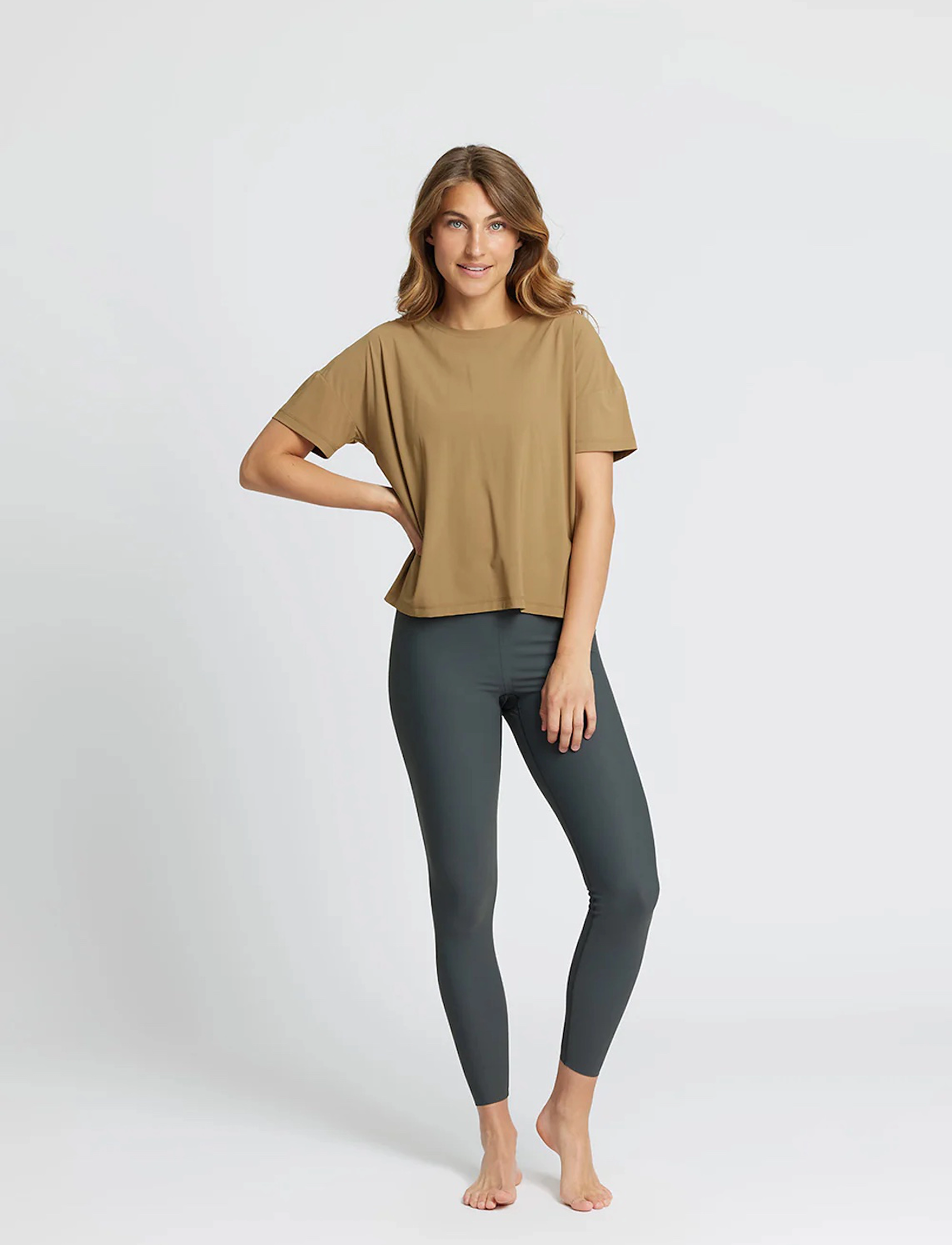 Rethinkit Studios - Vela Loose Tee - t-shirts - golden brown - 4
