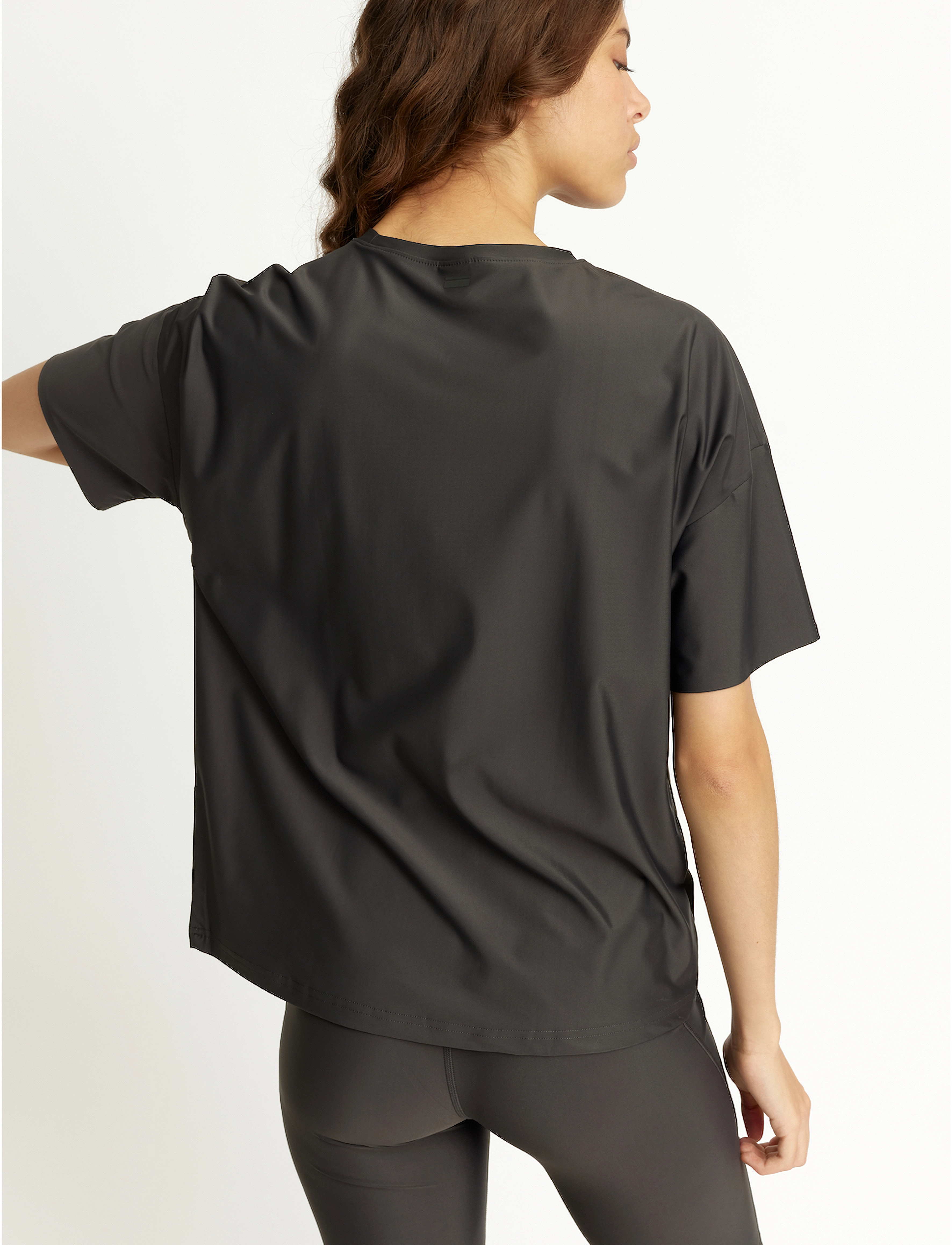 Rethinkit Studios - Velar Loose Tee Box Shine - almost black - 5