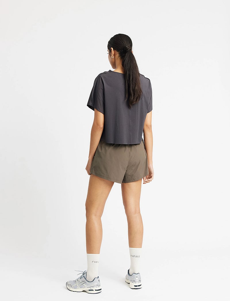 Rethinkit Studios - Tee Short Raw Edges Caen - t-shirts - almost black - 5