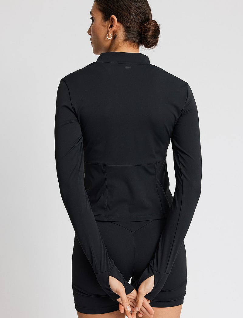 Rethinkit Studios - Butter Soft Half Zip True to body - oberteile - black - 4