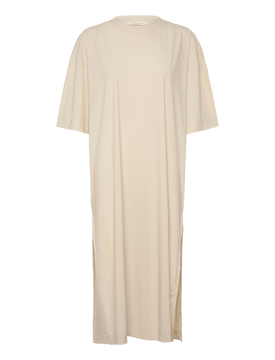 Rethinkit Studios - HANGOUT Tee Dress Slit - kleider & röcke - 3355 summer sand - 1