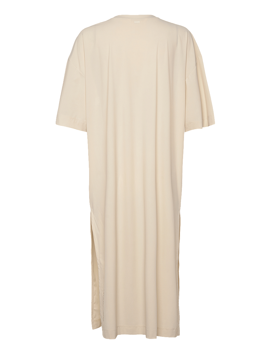 Rethinkit Studios - HANGOUT Tee Dress Slit - kleider & röcke - 3355 summer sand - 2