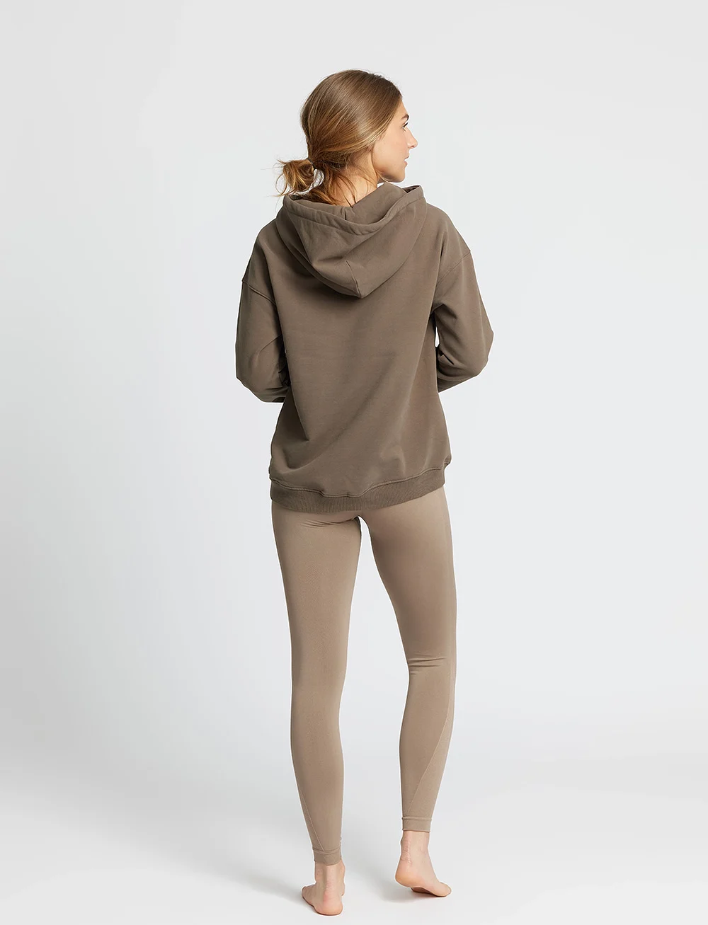 Rethinkit Studios - Ibbi Easy Sweatshirt Hoodie Brushed - overdele - bark - 4