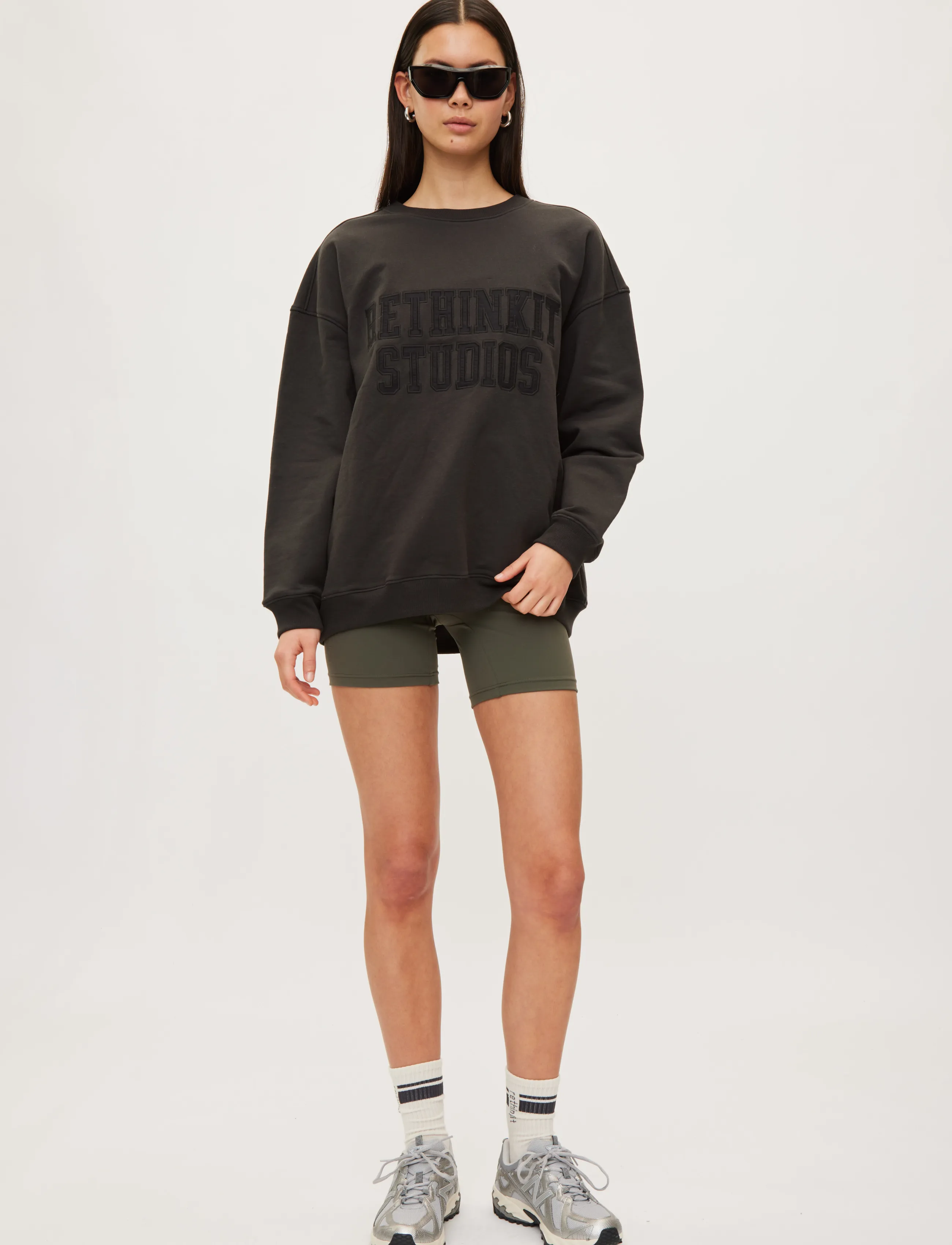 Rethinkit Studios Sweat Shirt Logo, XS, Sport Sweatshirts & Hoodies, Schwarz - Sweatshirts, Frauen