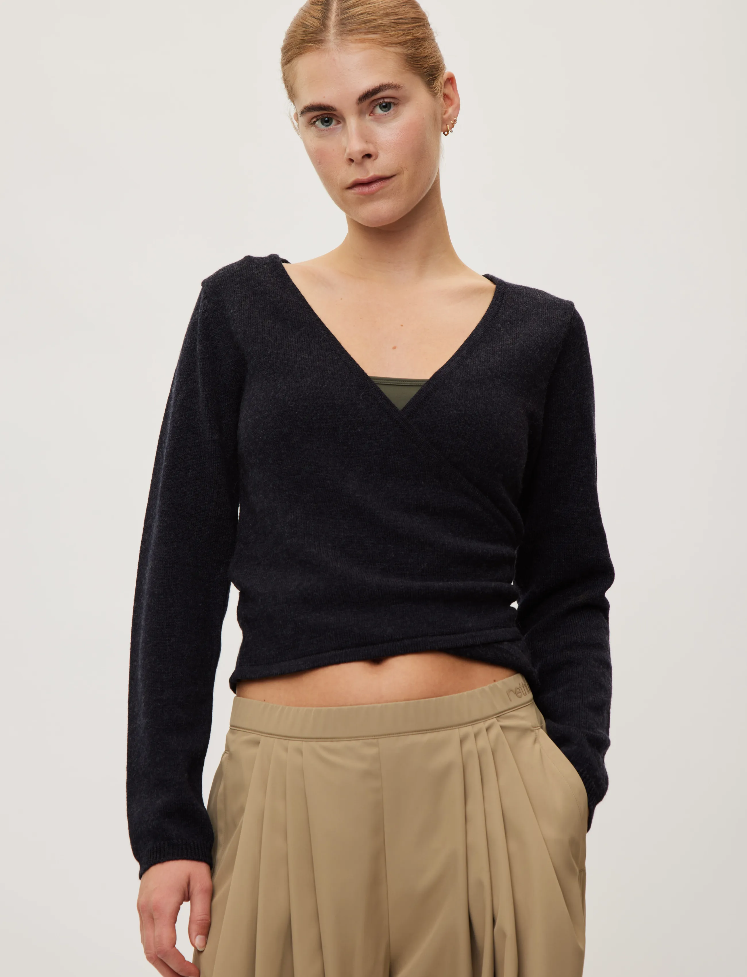 Rethinkit Studios - Wool Wrap Cardigan Keep Me - autumn savings - dark navy melange - 3