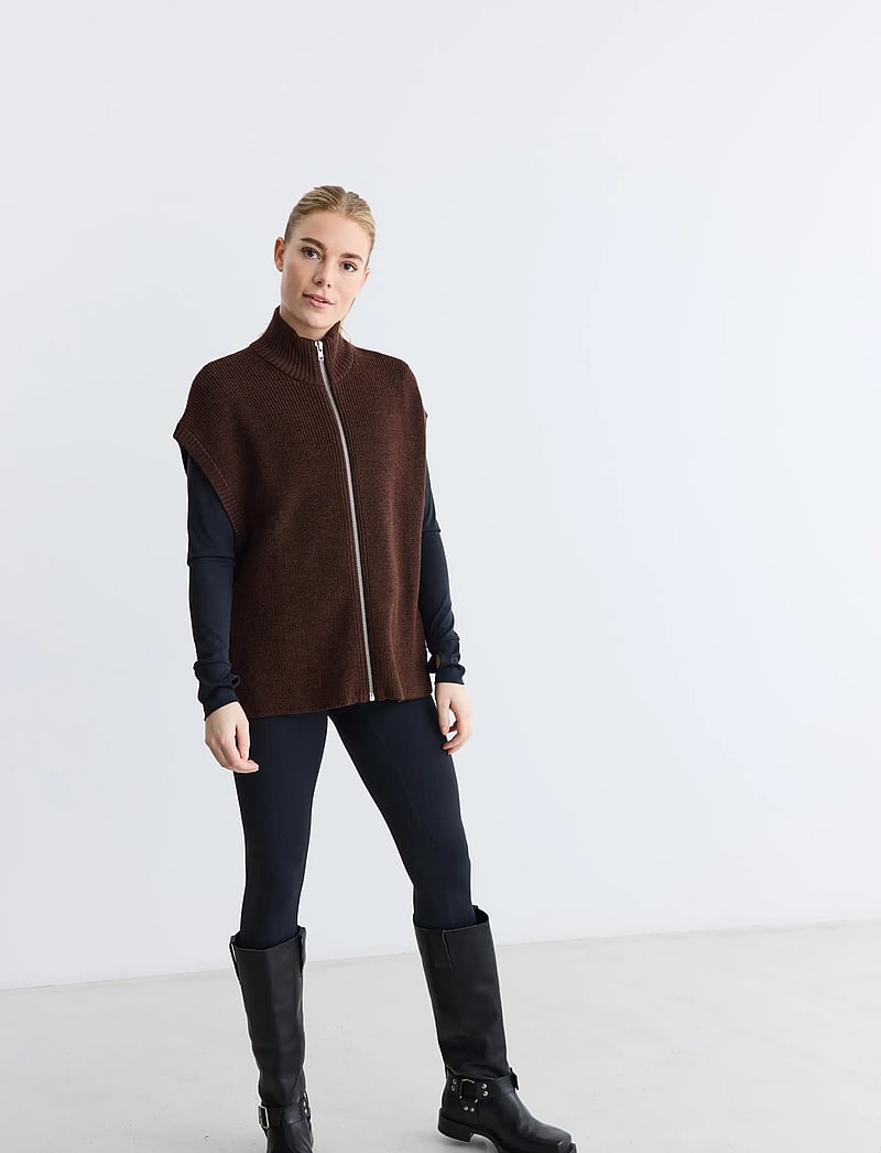 Rethinkit Studios - Wool Zip Vest Oslo - megztiniai ir džemperiai - brown melange - 0