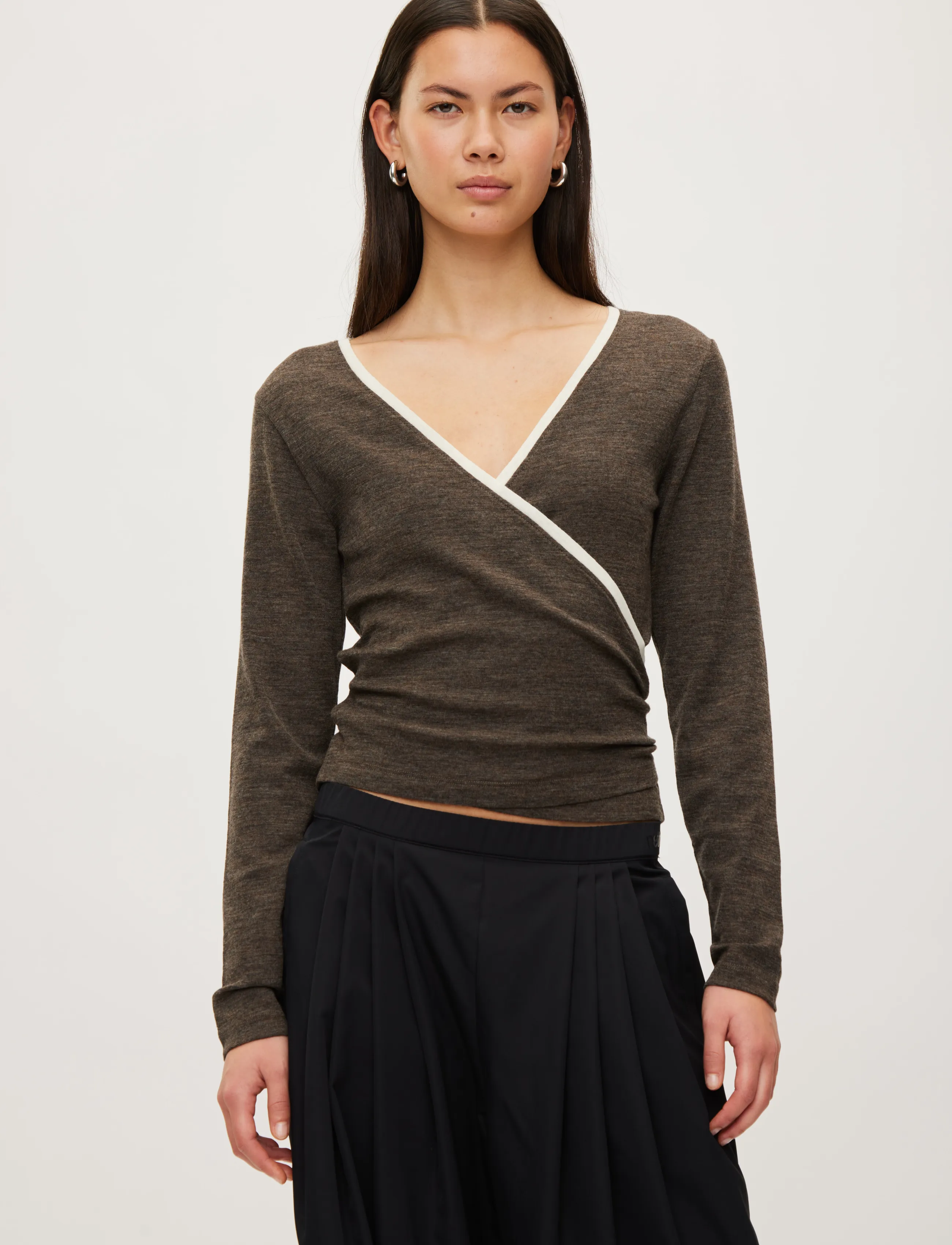 Rethinkit Studios - Merino Wool Wrap Cardigan Haze - longsleeved tops - dark brown melange - 3