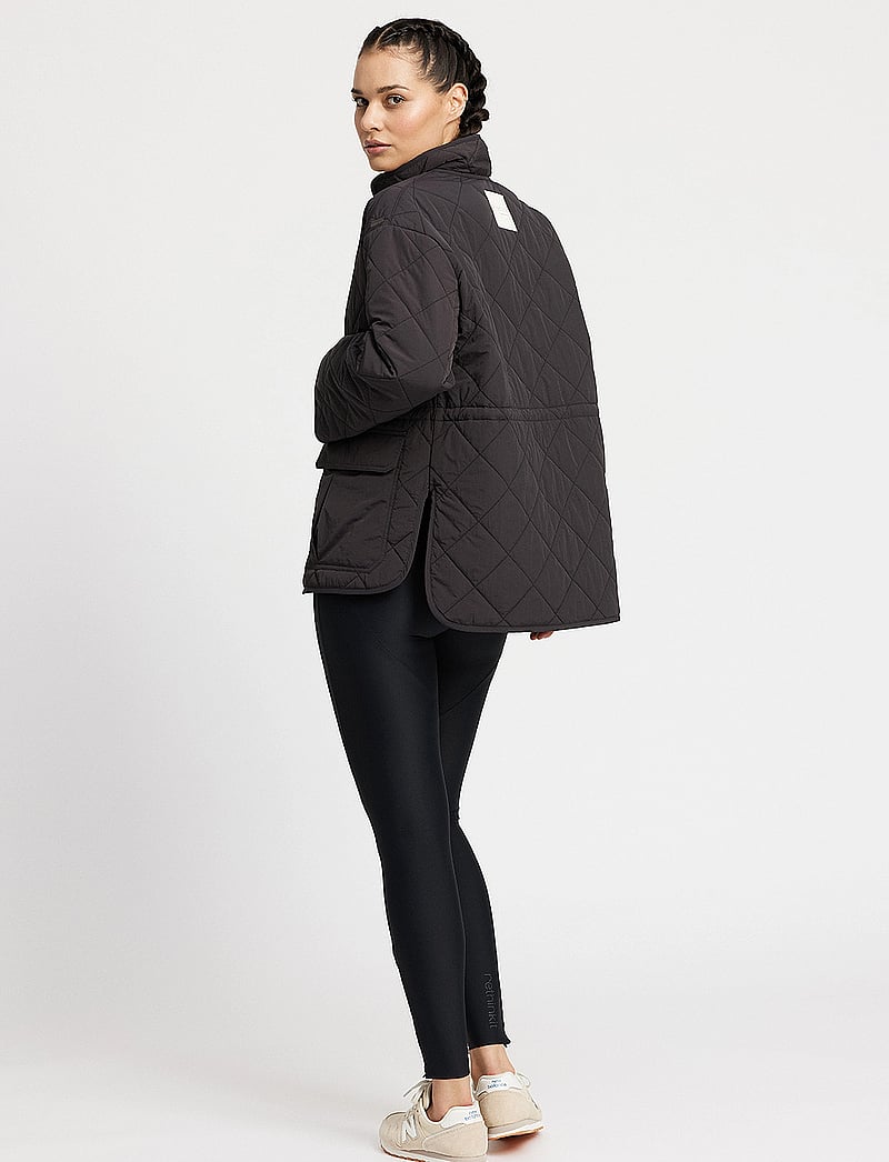 Rethinkit Studios - Thermo Classic Jacket Lyon - down- & padded jackets - almost black - 4