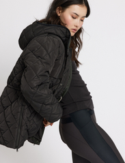 Rethinkit - Quilted Jacket COUNTRY - winterjacken - almost black - 3