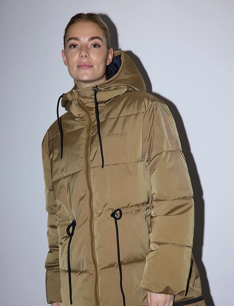 Rethinkit Studios - Puffer Jacket SHELTER - vinterjackor - 4210 golden brown - 0