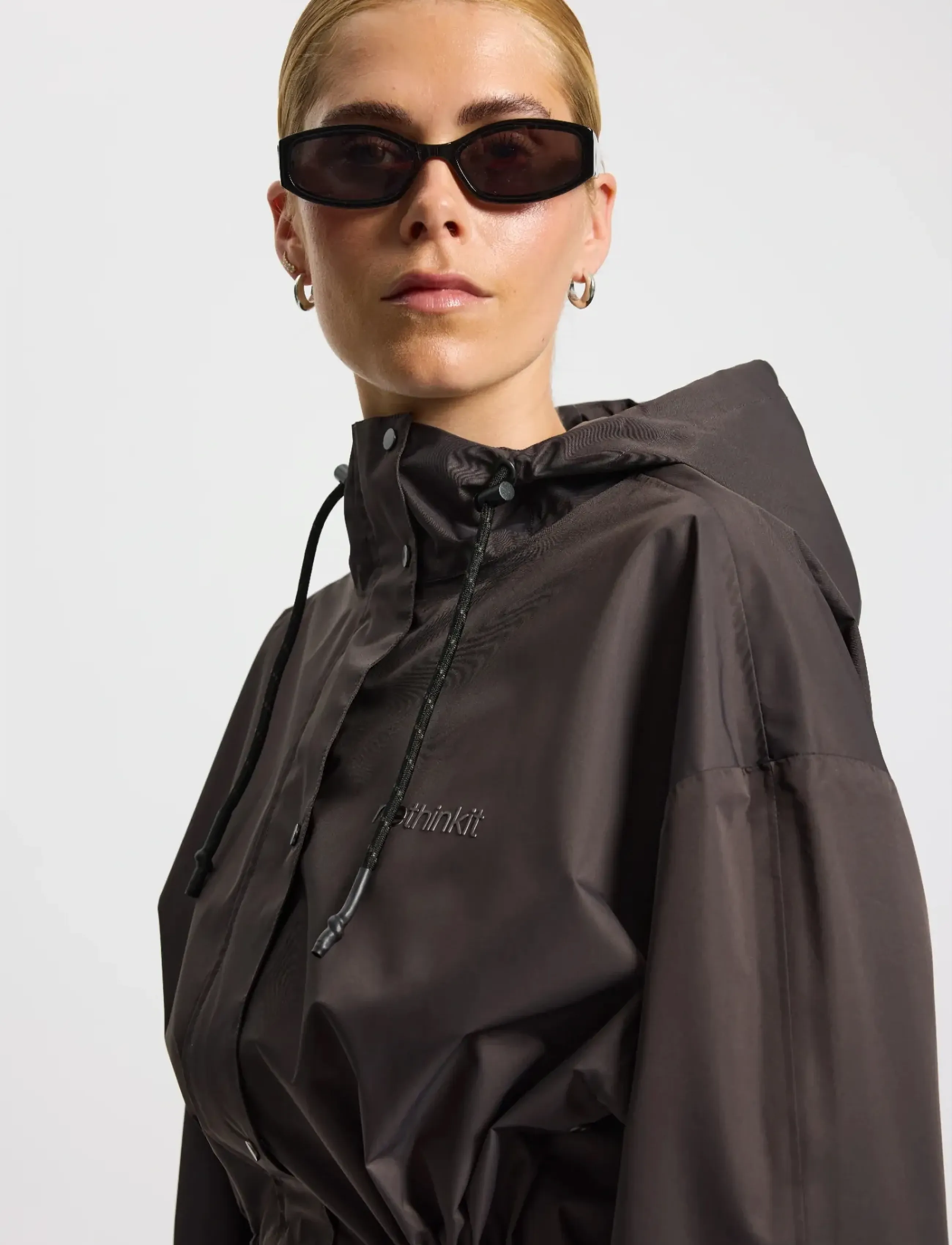 Rethinkit Studios - Rainshell Jacket - viršutiniai drabužiai - almost black - 4