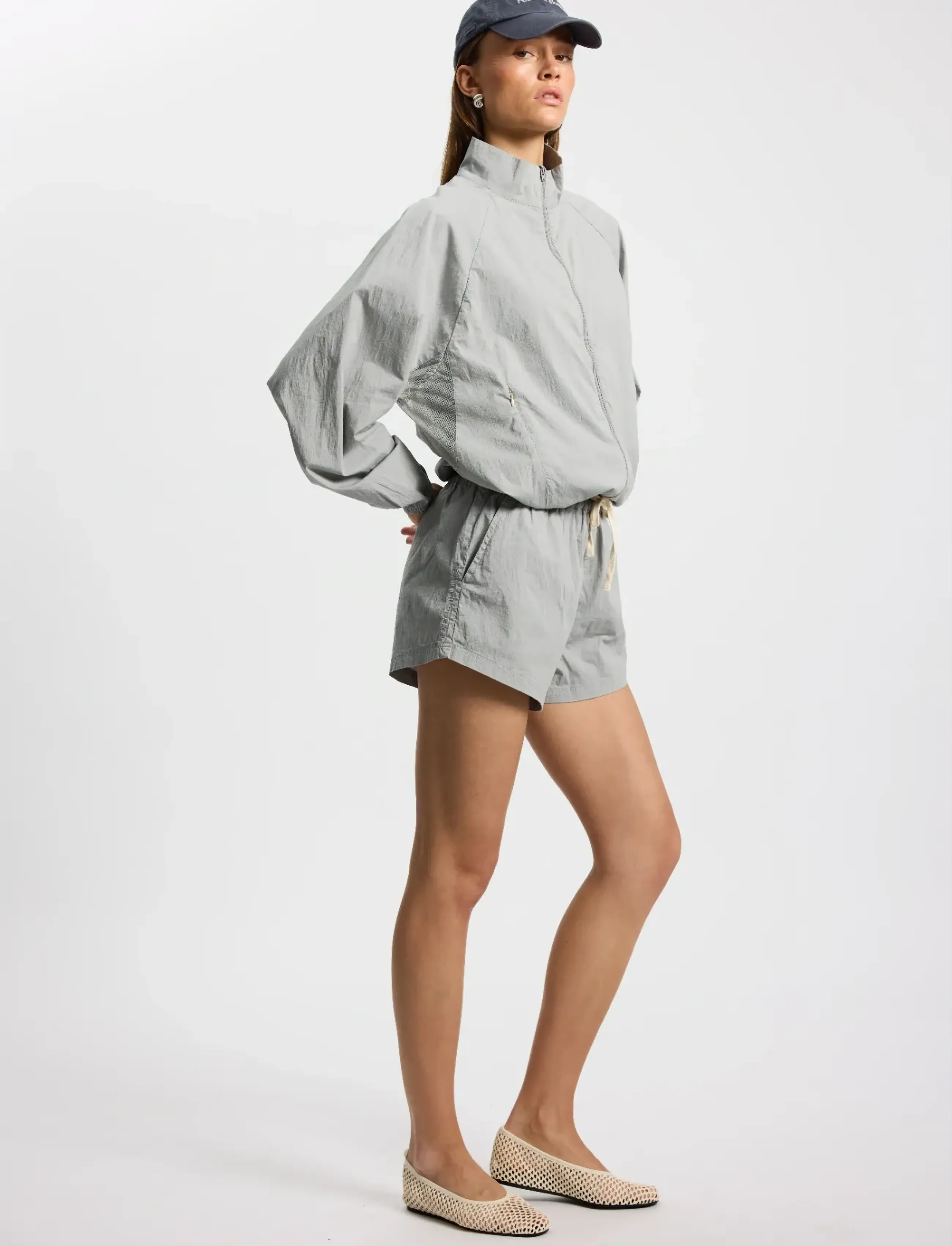 Rethinkit Studios - Jacket Breeze - sportsjakker - ultimate grey - 0