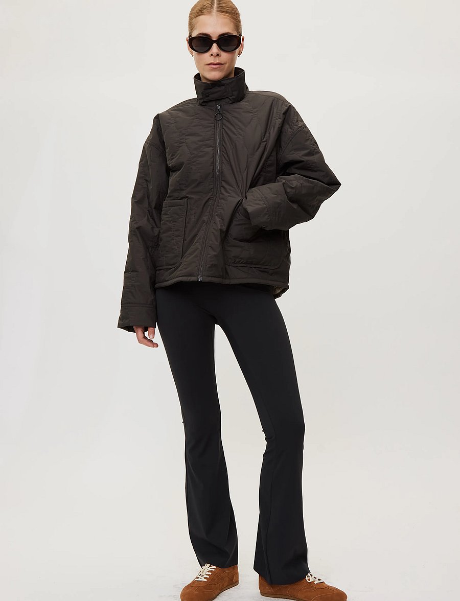 Rethinkit Studios - Quilted Jacket Field - freizeitjacken - almost black - 0