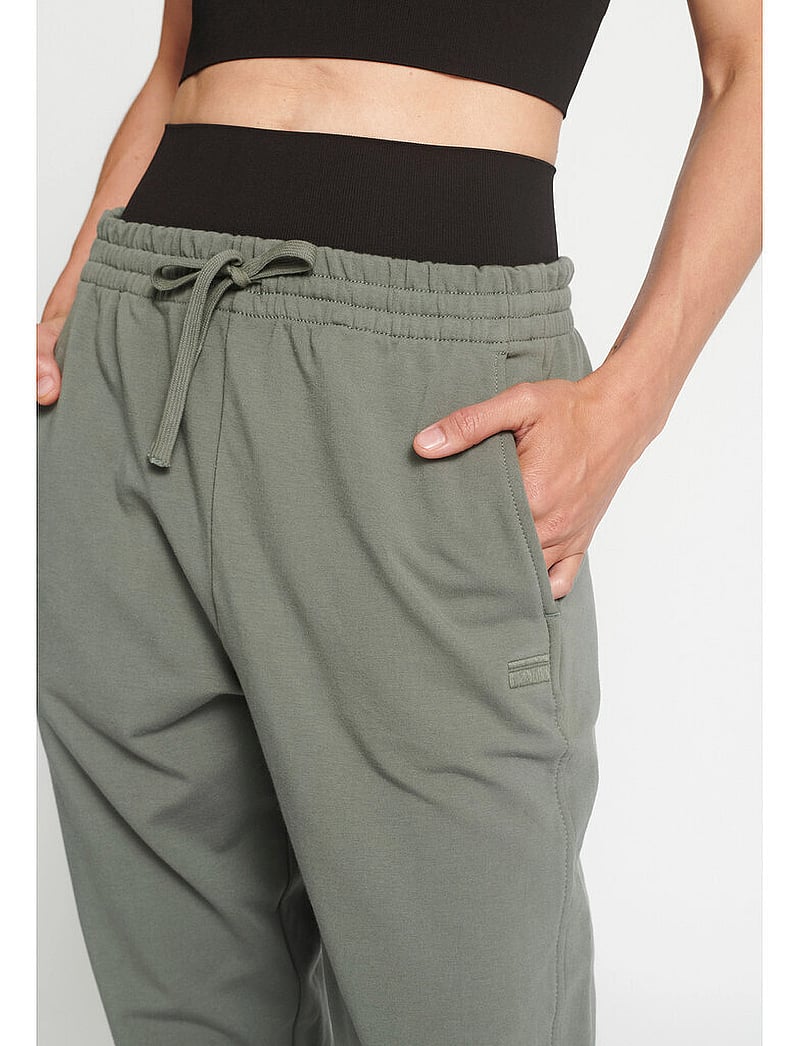 Rethinkit Studios - Ibina Easy Sweatpants - träningsbyxor - gray pine - 0