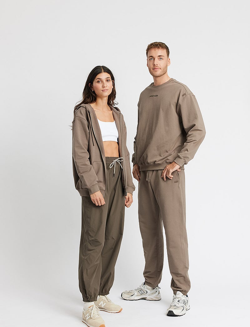Rethinkit Studios - Sweatpants Unisex One - träningsbyxor - falcon - 5