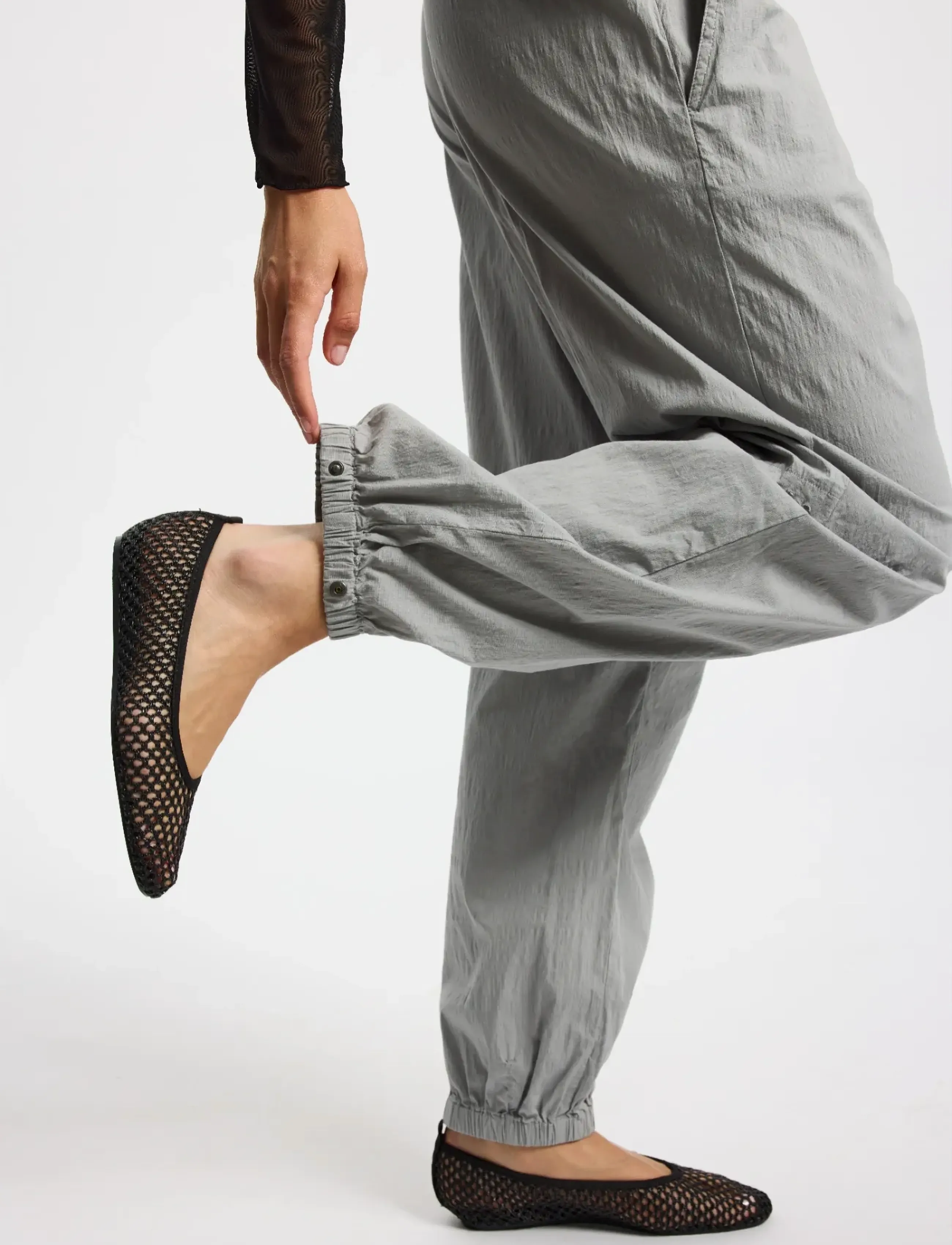 Rethinkit Studios - Loose Pants Breeze - sports pants - ultimate grey - 5