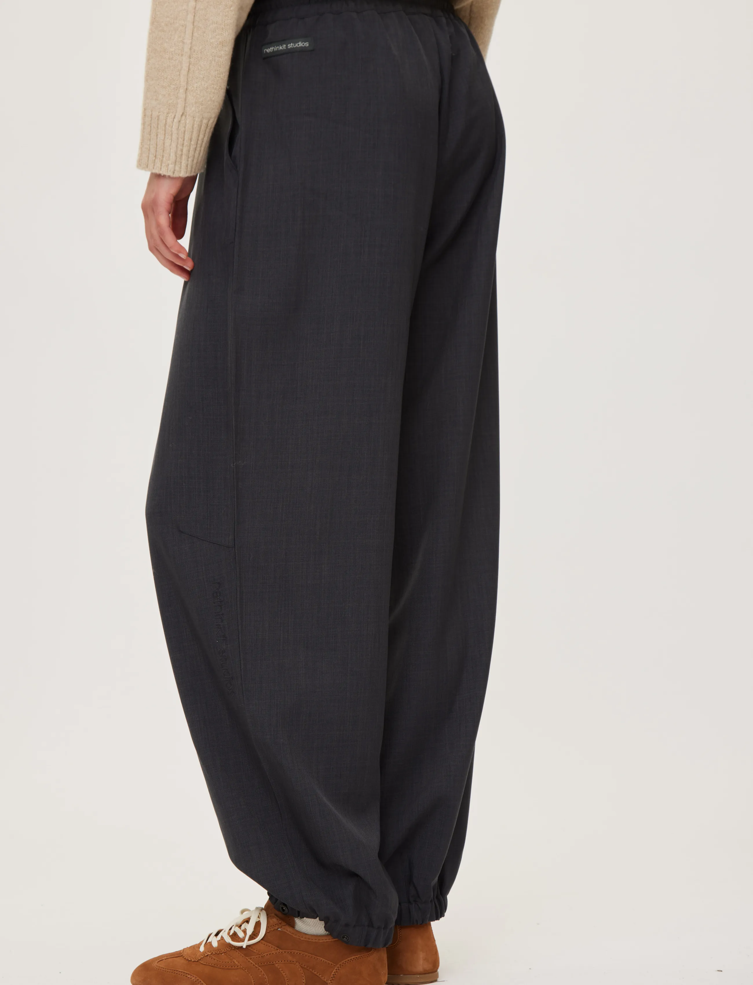 Rethinkit Studios Move Palma Loose Pants byxor dam – bild 5