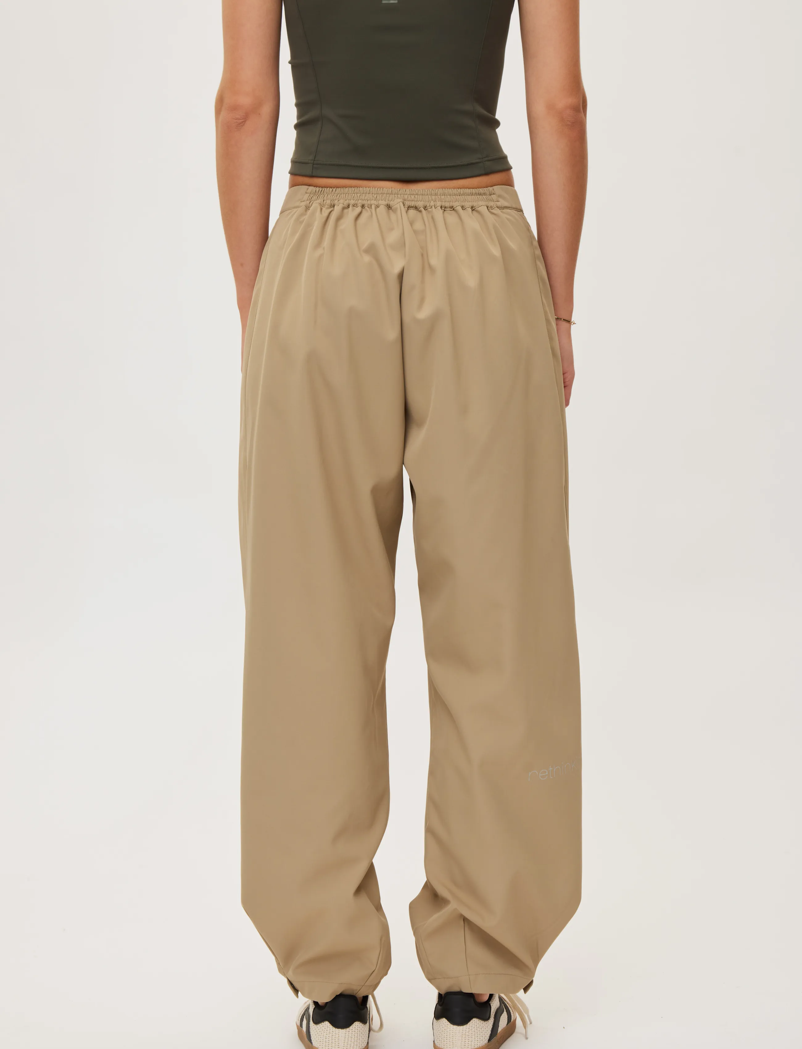Rethinkit Studios - Track Pants Barrel Billow - joggingbukser - beige taupe - 3
