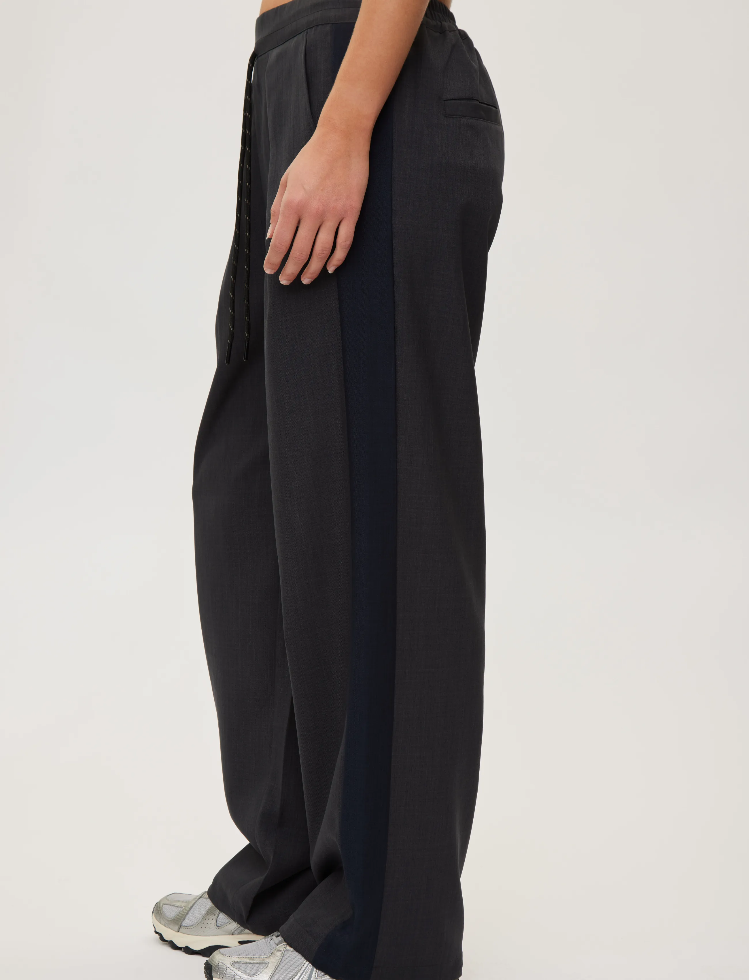 Rethinkit Studios The Sporty Suit Trousers kostymbyxor dam – bild 4