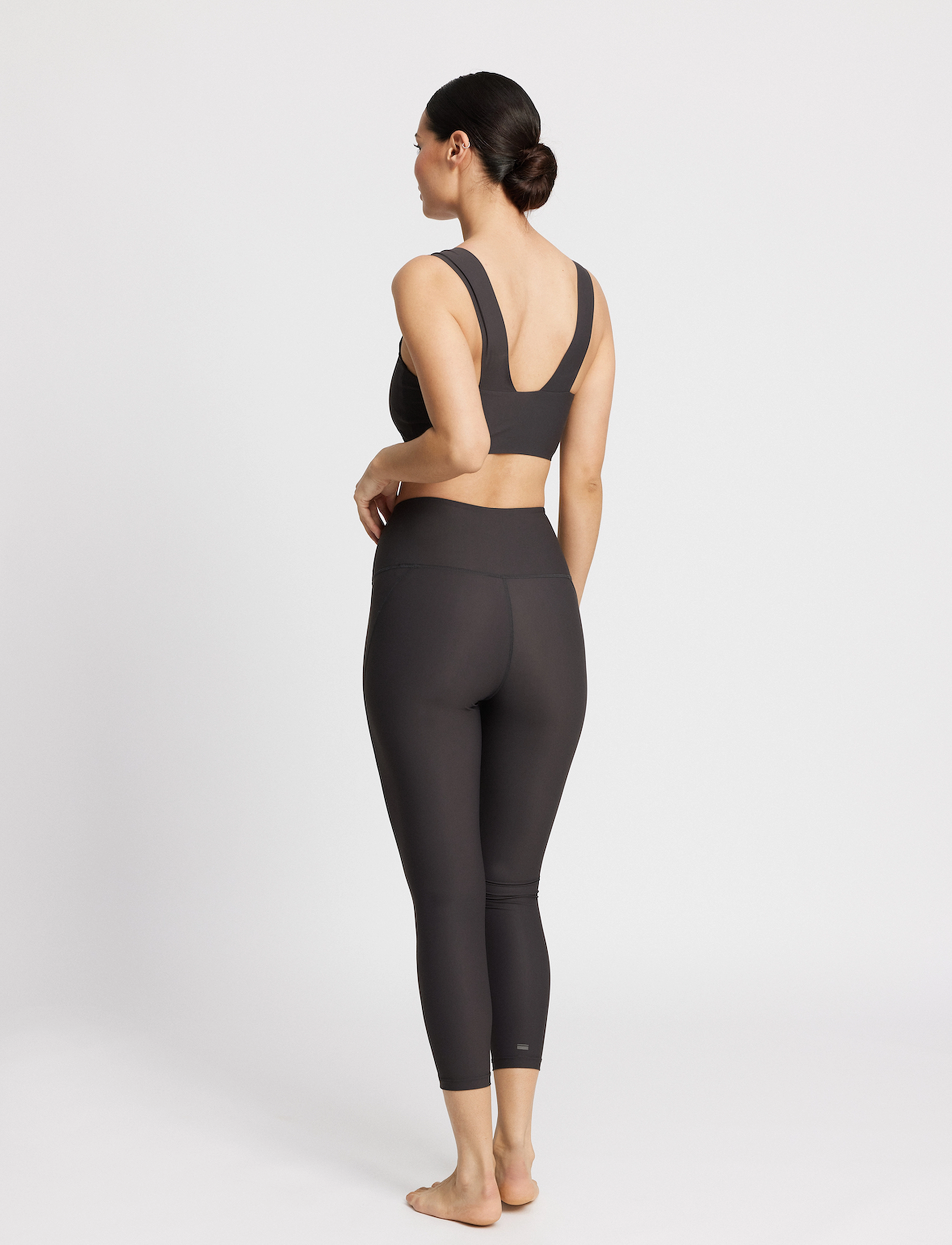 Rethinkit Studios - High Waist Tight Beas 7/8 - almost black - 3