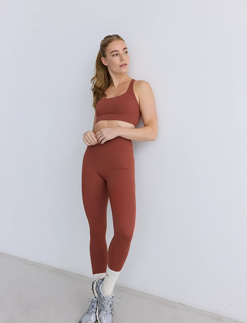 Rethinkit Studios - Butter Soft Tights All day - fuld længde - pinot noir - 0