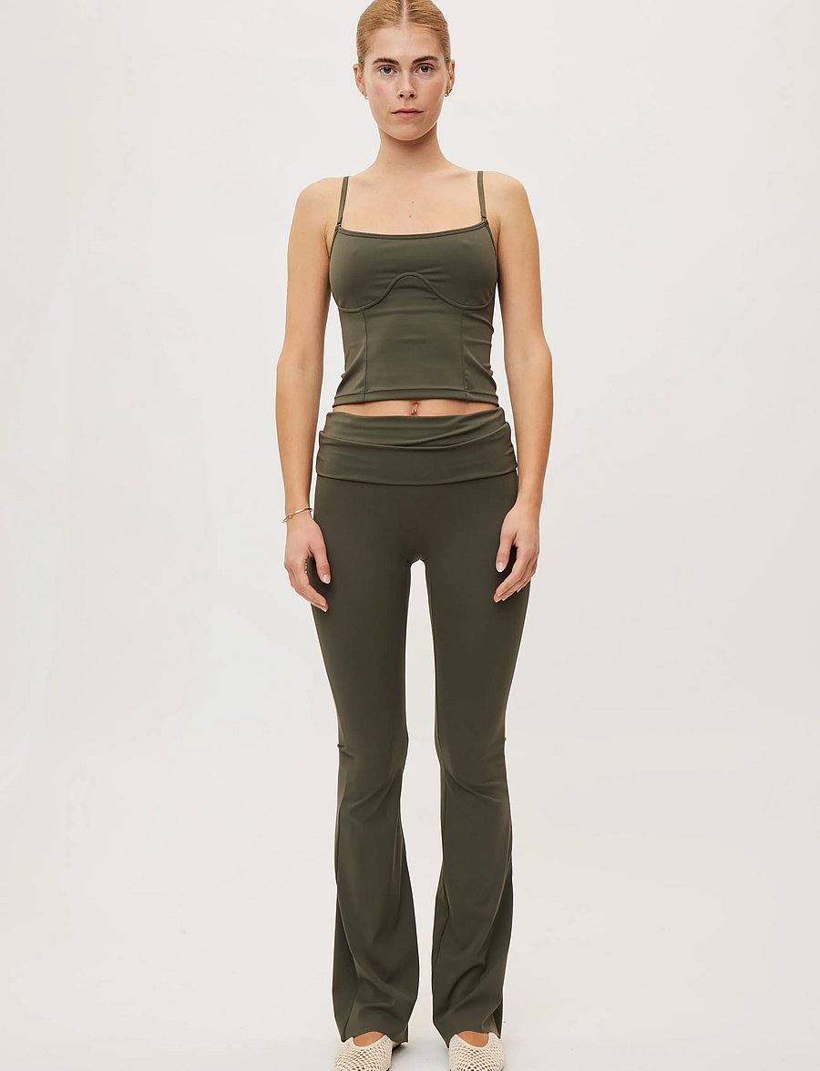 Rethinkit Studios - Butter Soft Flare Tights All day - volle länge - charcoal olive - 0