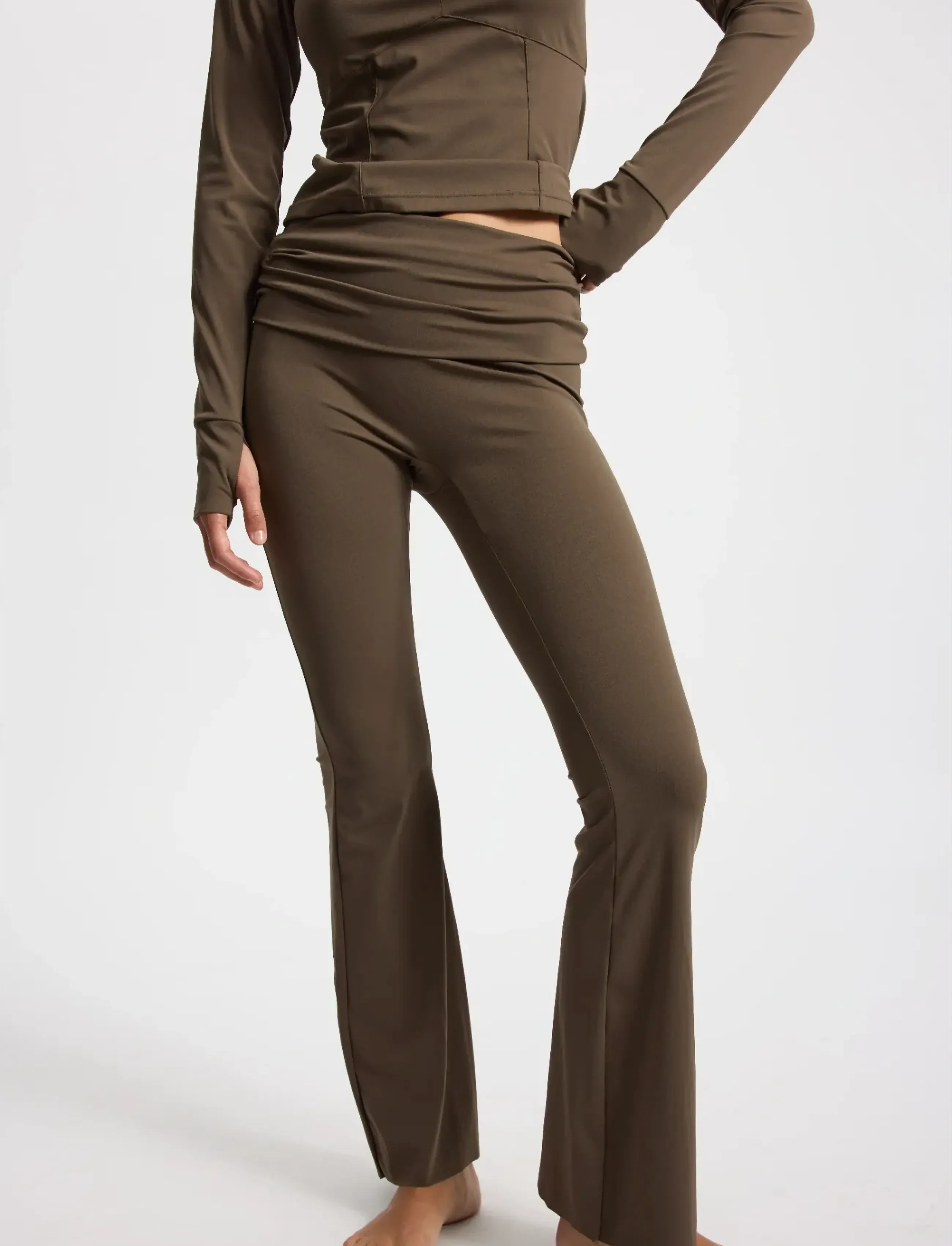 Rethinkit Studios Butter Soft Flare Tights All Day, M, Sport Tights, Braun - Leggings, Frauen