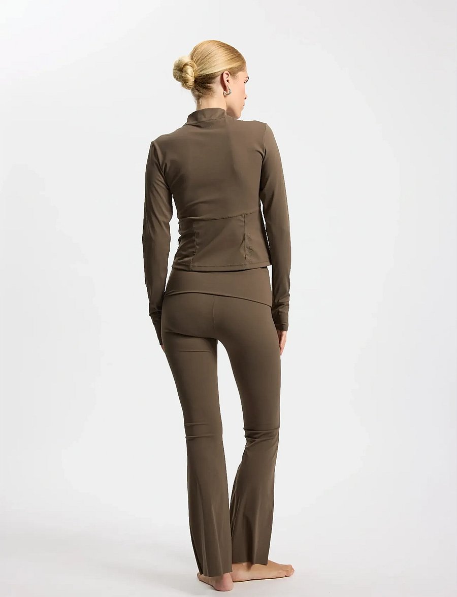 Rethinkit Studios - Butter Soft Flare Tights All day - volle länge - dark brown - 4