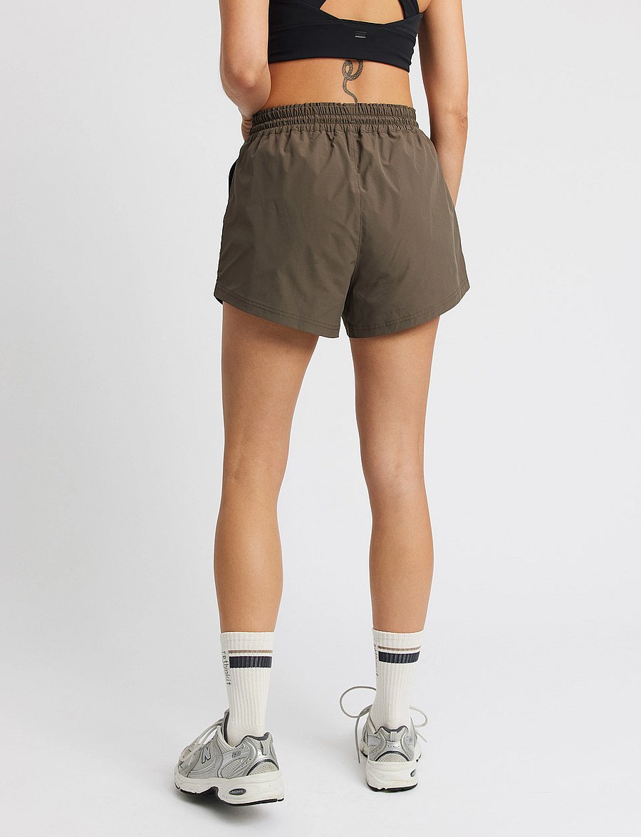 Rethinkit Studios - Track Shorts Petra - chaussures de course - dark brown - 5