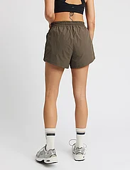 Rethinkit - Track Shorts Petra - trainings-shorts - dark brown - 6