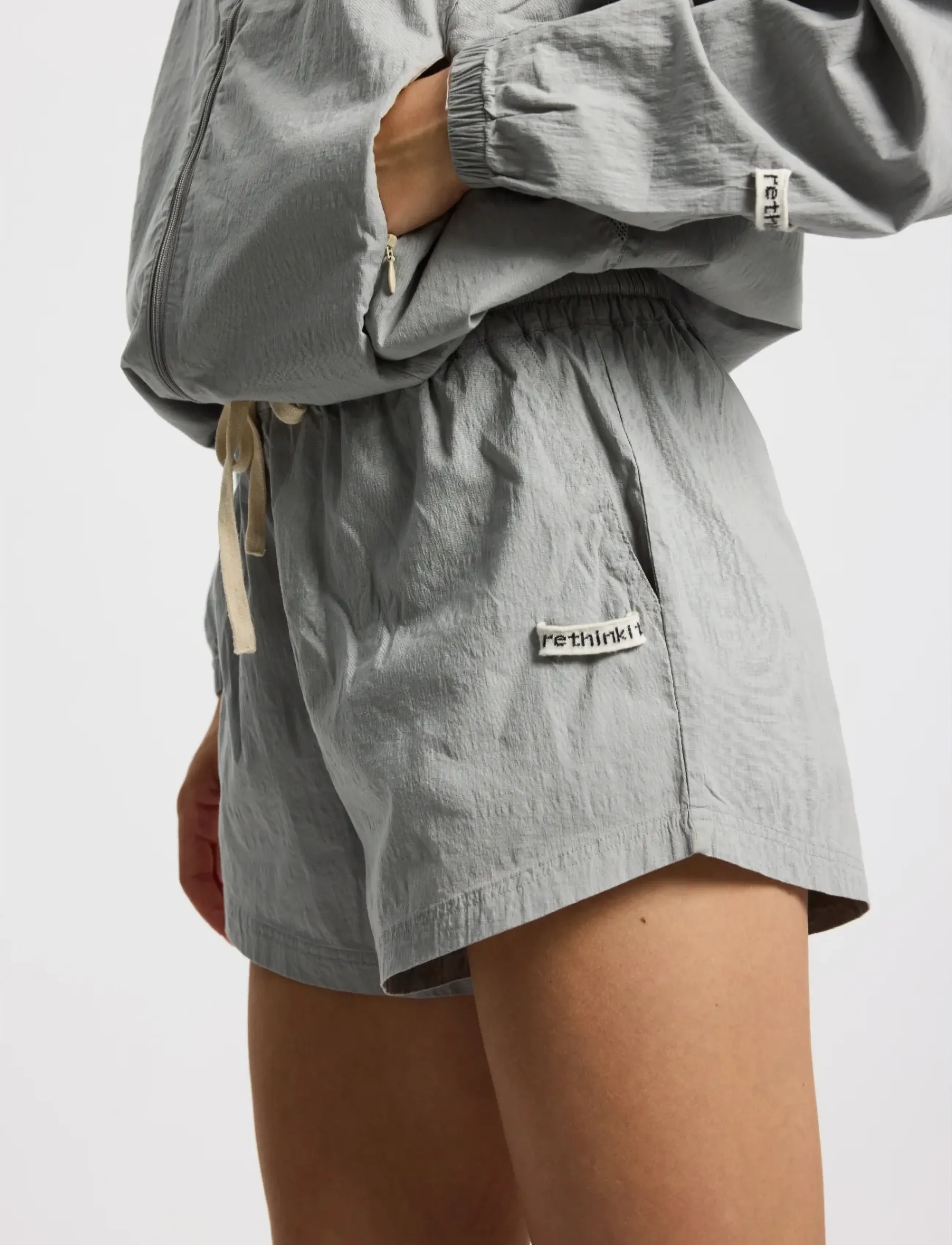 Rethinkit Studios - Shorts Breeze - træningsshorts - ultimate grey - 3