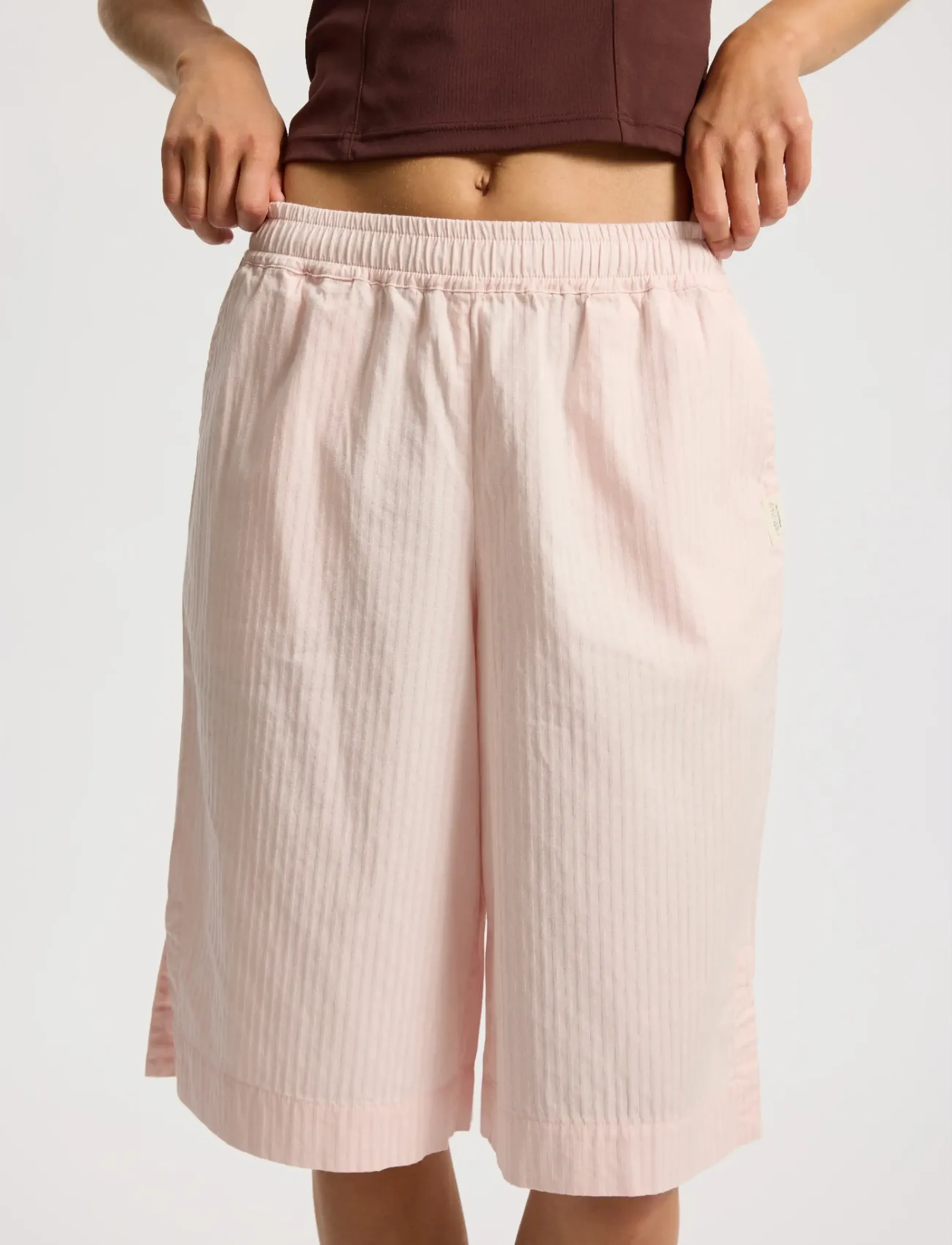 Rethinkit Studios - Bermuda Shorts Dayflow - casual shorts - primrose pink - 3