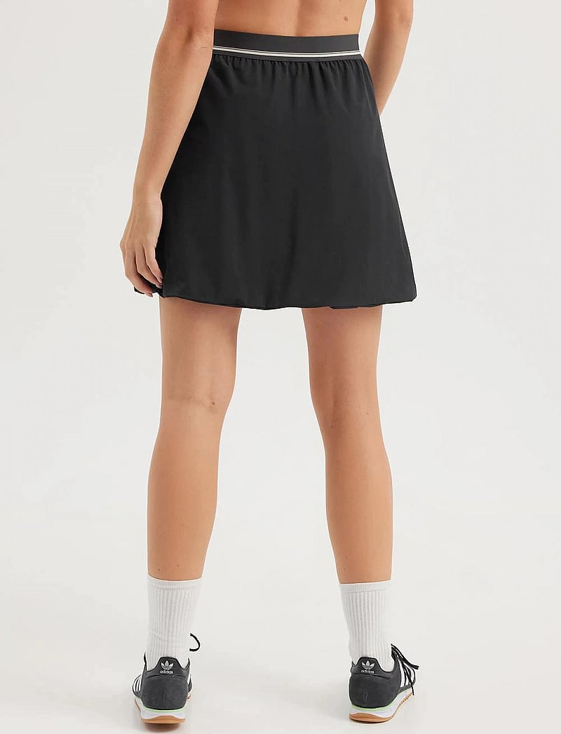 Rethinkit Studios - Soft woven skirt Stroll - kjoler & nederdele - black - 3