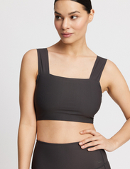 Rethinkit - Telma Top crop wide straps - t-shirts & topper - almost black - 9