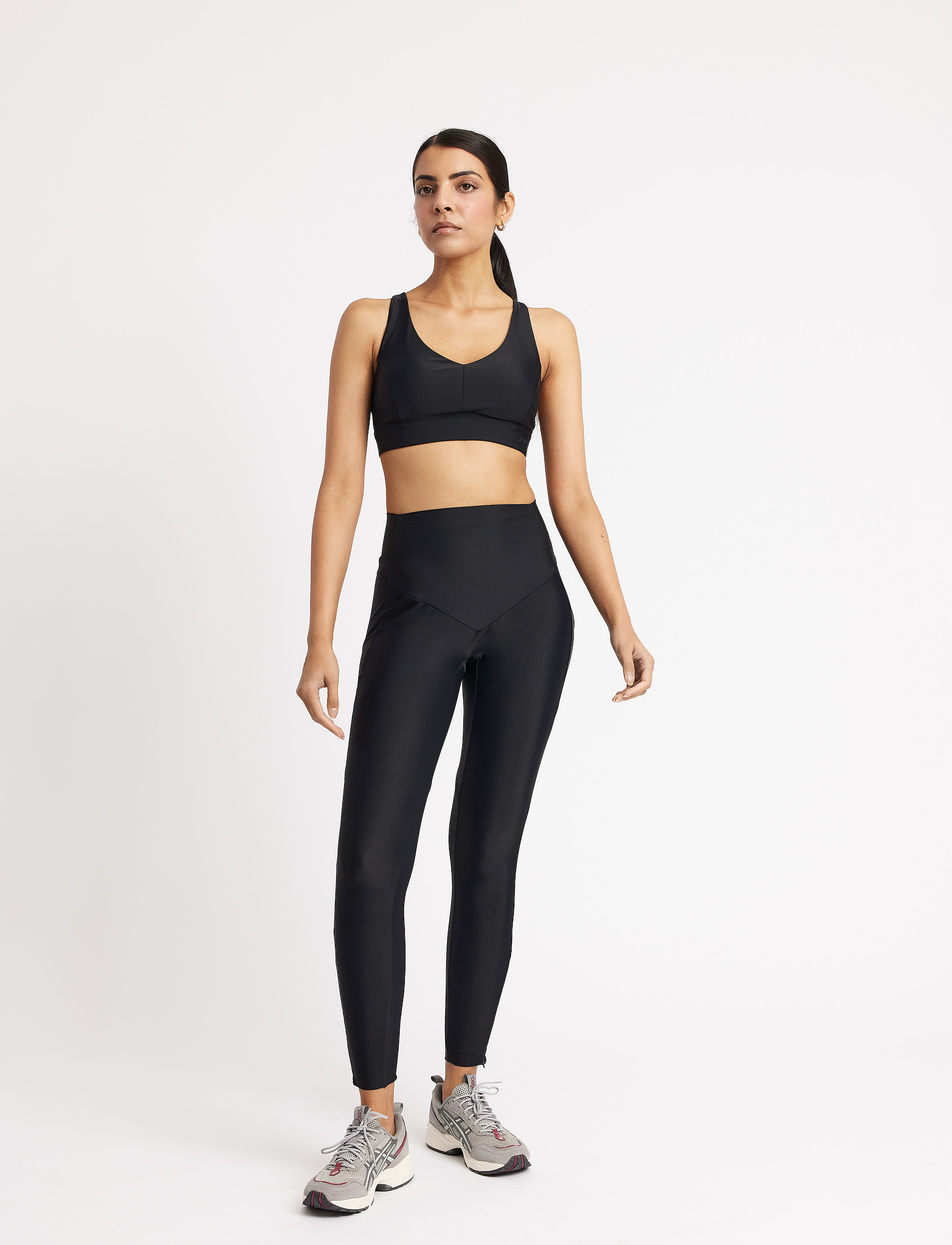 Rethinkit Studios Sports Bra Multi Cross Seville, Kvinder, Multi Cross Sports BH, Sort, Str: XS