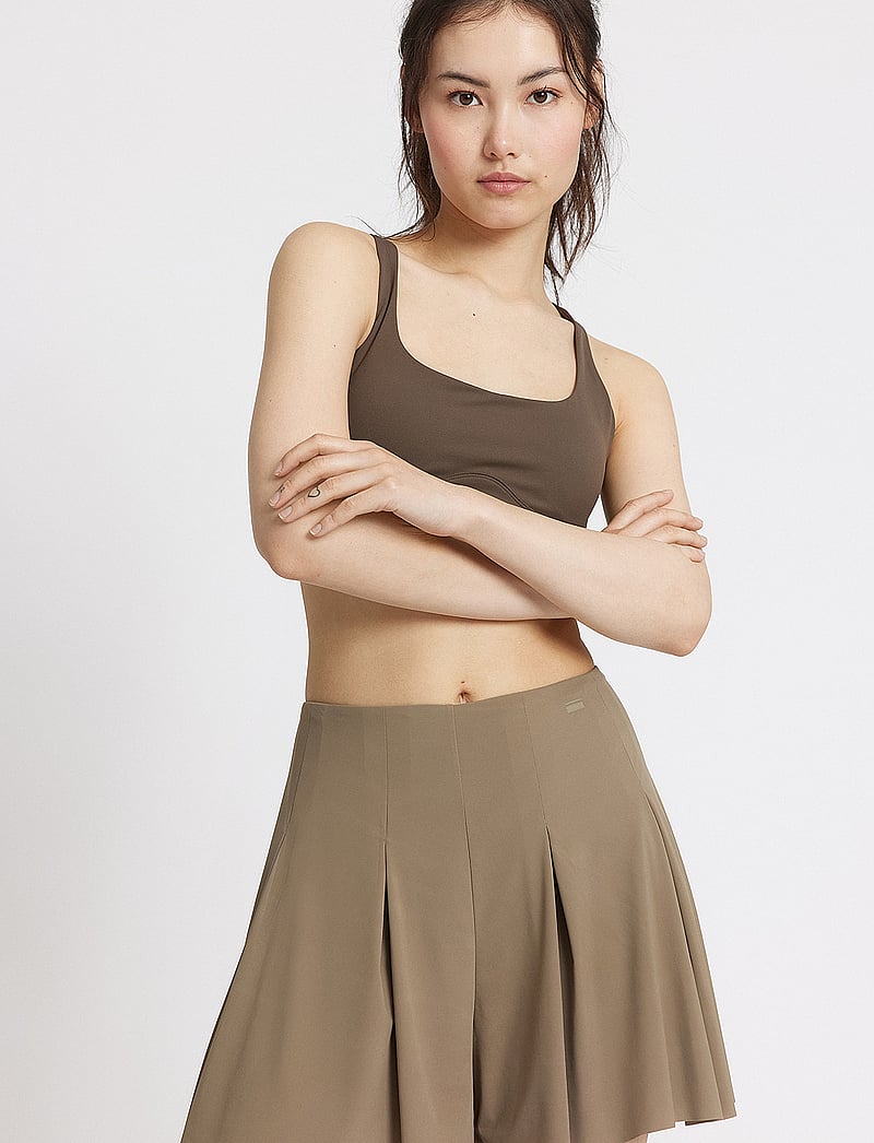 Rethinkit Studios - Butter Soft Sports Bra Seinna - medium support - dark brown - 0