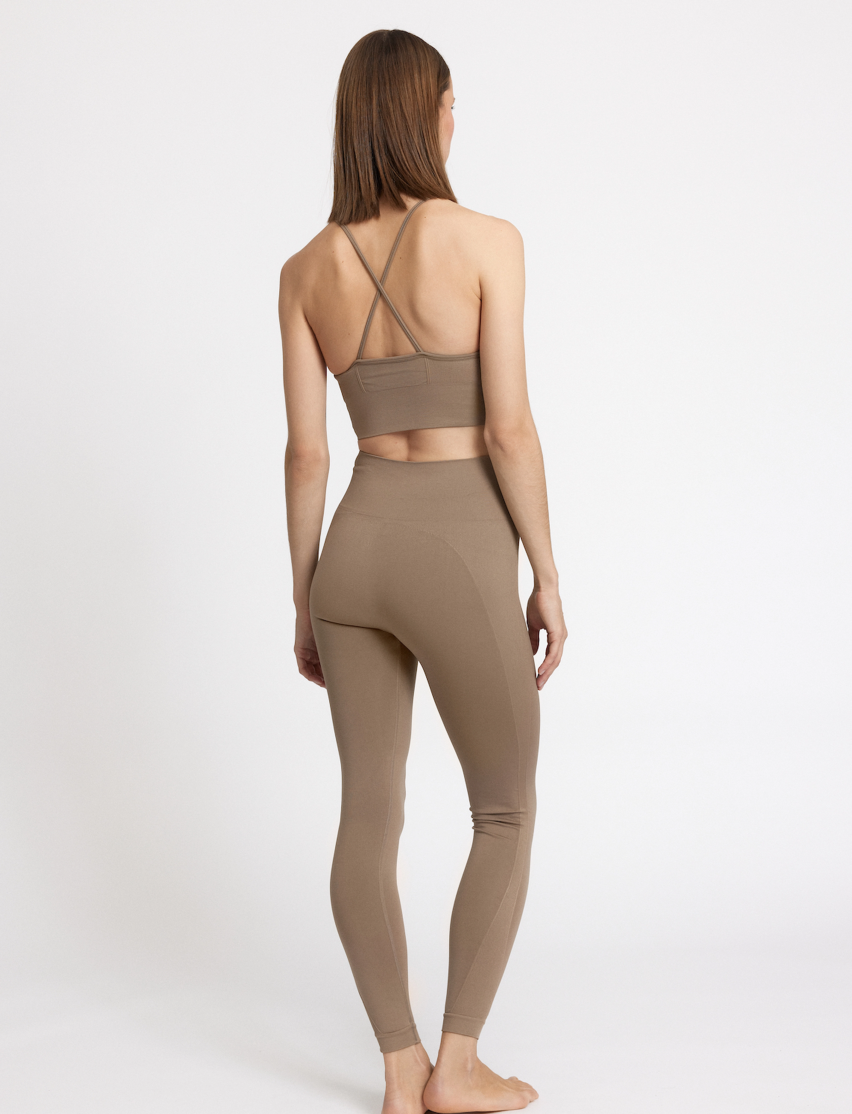 Rethinkit Studios - Hilde Seamless sports bra - medium - mocha - 4