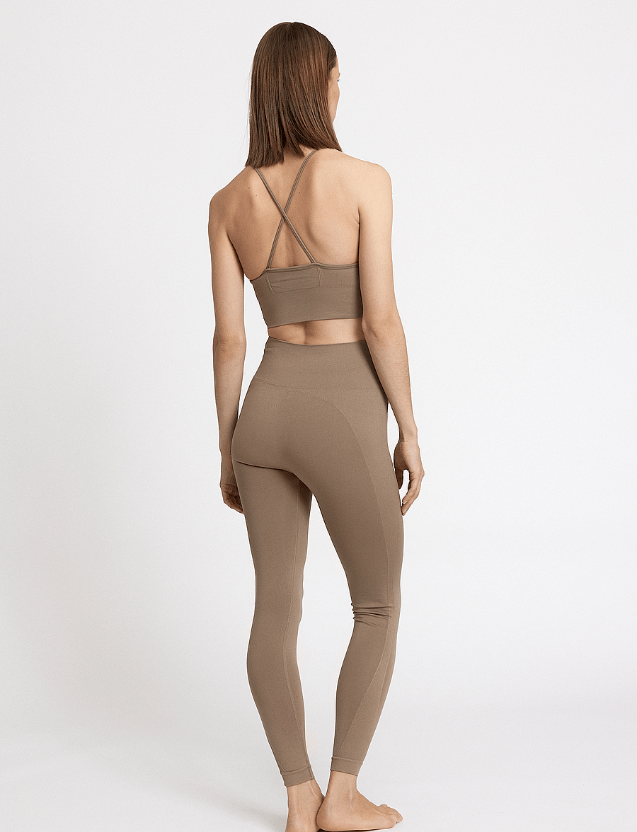 Rethinkit Studios - Hilde Seamless sports bra - medium - mocha - 4