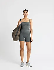 Rethinkit - Maggi Gym Bag - sportiniai krepšiai - dark brown - 1