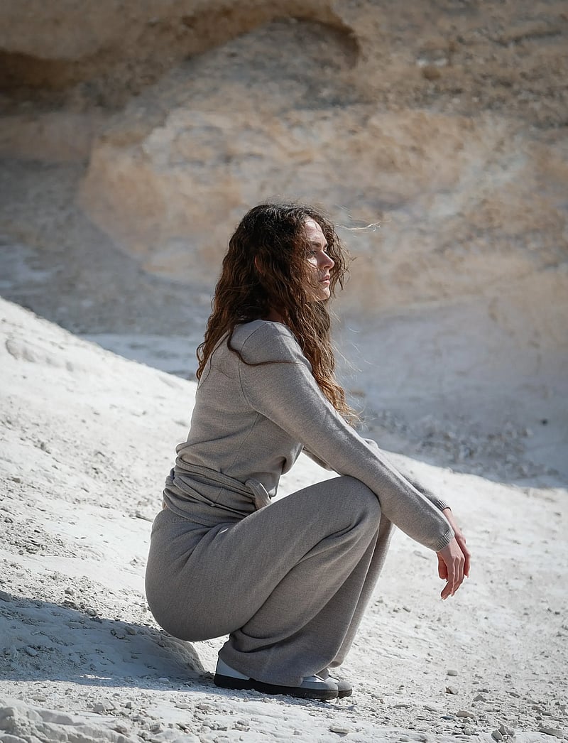 Rethinkit Studios - Wool Pants Keep Me - training pants - warm sand melange - 0