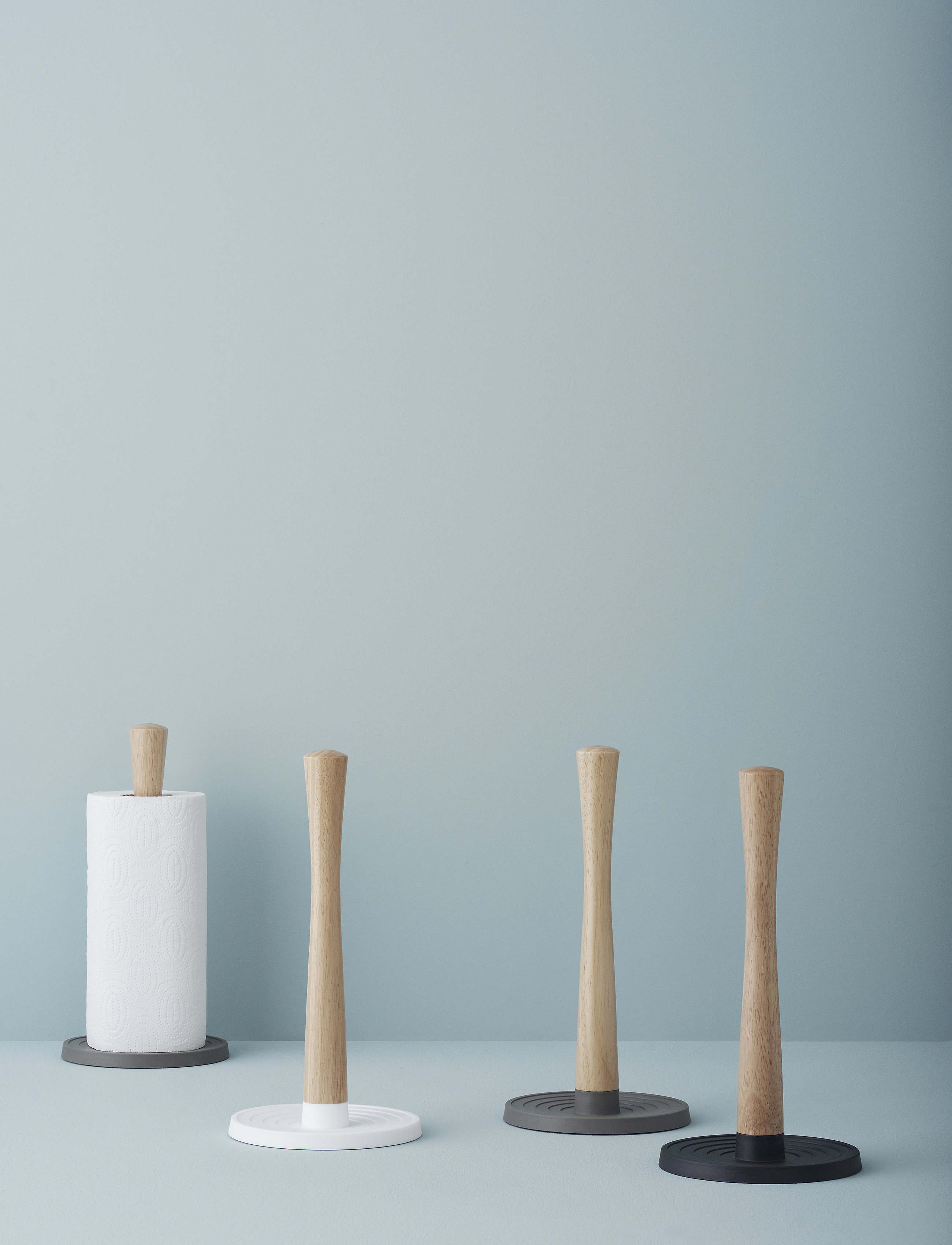 RIG-TIG Roll-It Køkkenrulleholder Black, H:30 cm, Kitchen, Schwarz - Household Paperholder, Homeware