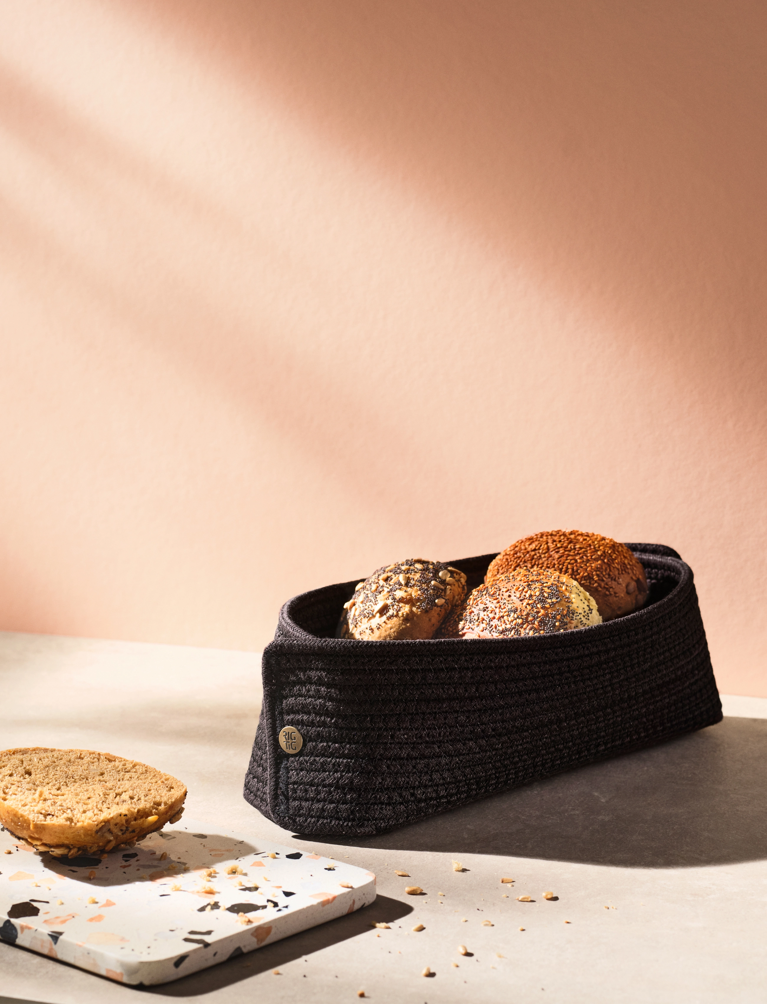 RIG-TIG - KNIT-IT bread basket black - black - 1