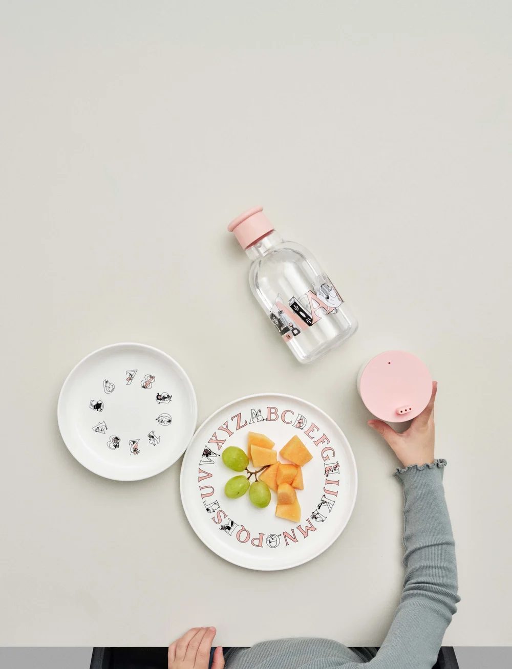 RIG-TIG - Moomin ABC dricksflaska 0.5 l. Moomin salmon - bouteilles à eau et bouteilles en verre - salmon - 2