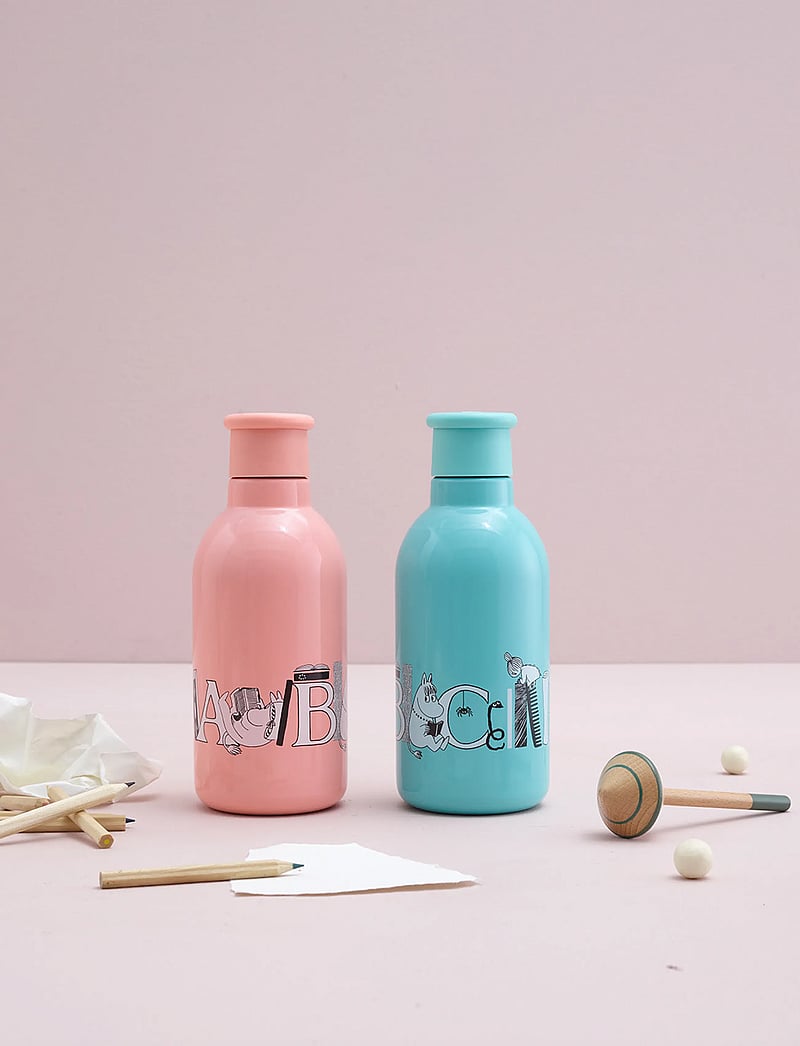 RIG-TIG - RIG-TIG Moomin ABC vacuum insulated bottle 0.5 l. Moomin salmon - thermal bottles - moomin salmon - 0
