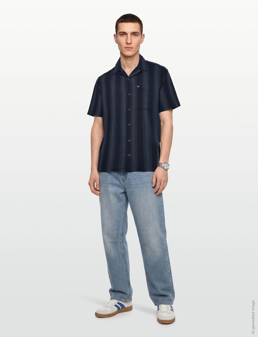 Rip Curl - CLASSIC SURF WEAVER S/S SHIRT - oberteile & t-shirts - dark navy - 0